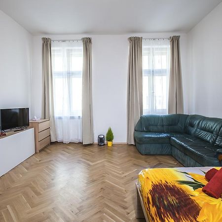 Beautiful Central Apartment Thámova Praga Esterno foto